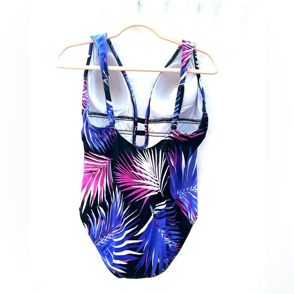 NWOT Swimwear/Floral Plunge Neckline Rich Flattering/Fully Lined Solutions Swim - Picture 6 of 7